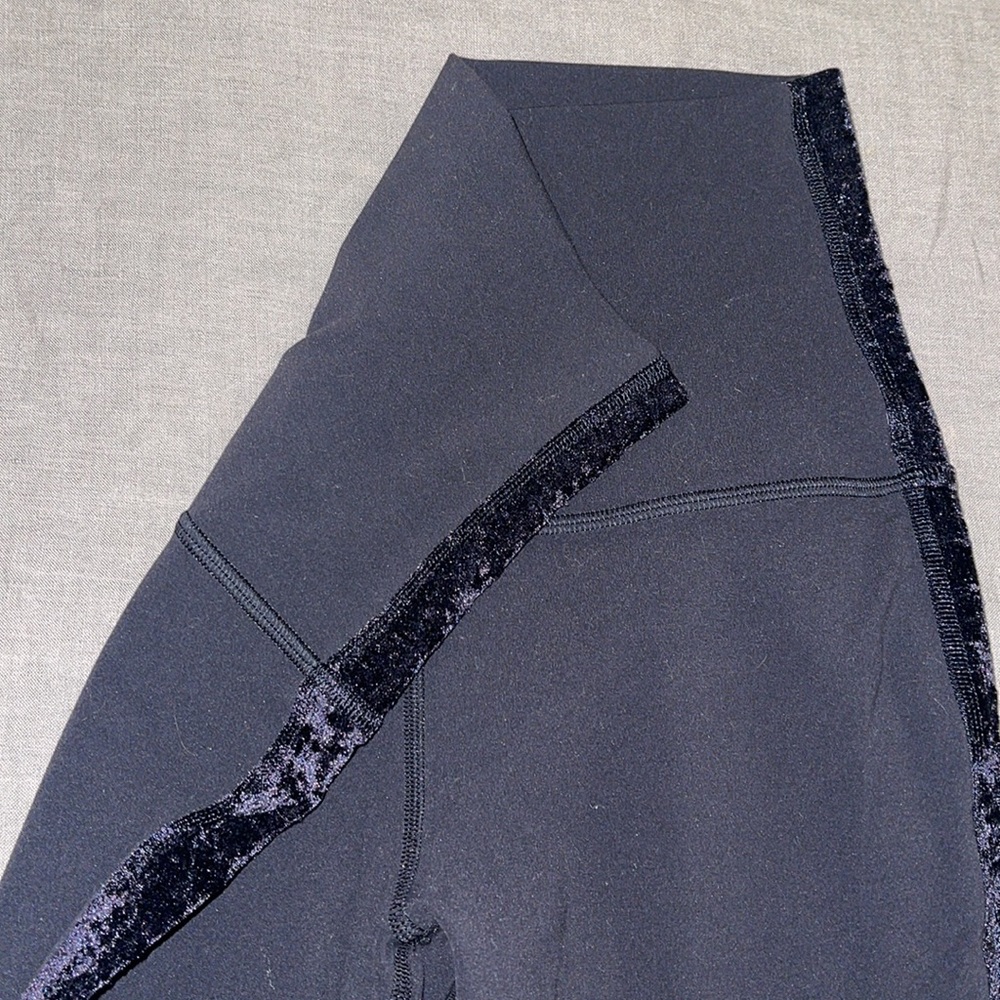 Lululemon High Waisted Leggings - Picture 10 of 17